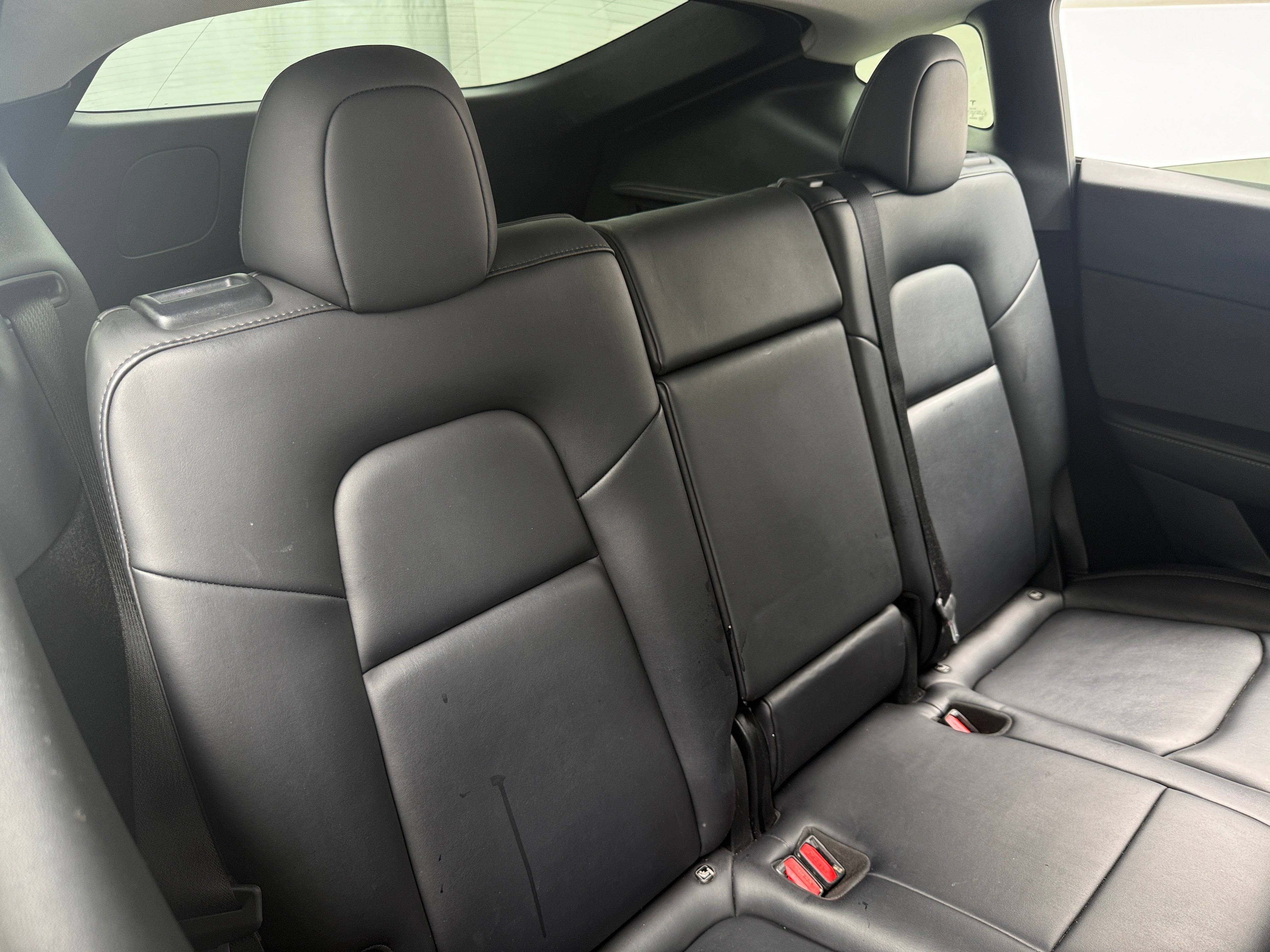 tesla model y 2023 7SAYGDEE8PF745586 image tesla model y 2023 7SAYGDEE8PF745586 image